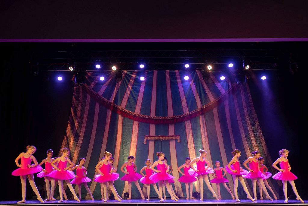 Wintercircus 6B 027.jpg